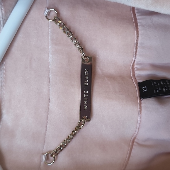 White House Black Market Pink Blazer - Picture 11 of 11